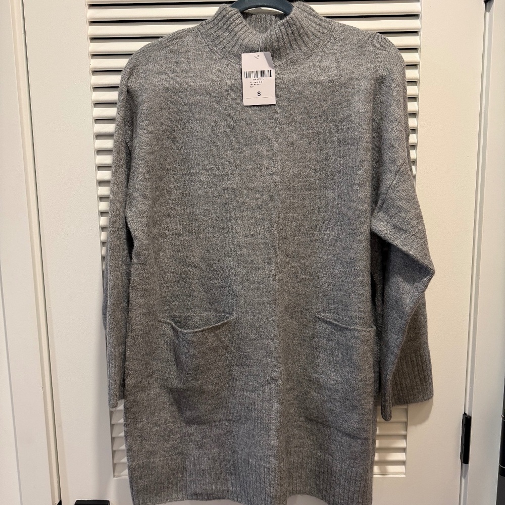 Forever 21 Sweater Dress -Mock Neck-Small New with Tags -Heather Grey